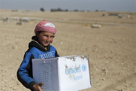 Hold a collection for UNICEF .